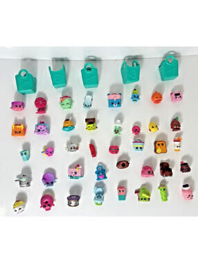 Shopkins Lot of 40 Mixed Seasons 1 / 2 Vinyl Mini Figures Ultra  Rare + Common B